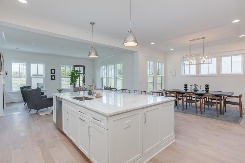 This photo is of a completed version of the same floor plan and same designer finishes - representative only. - 1945b Kimbark Dr