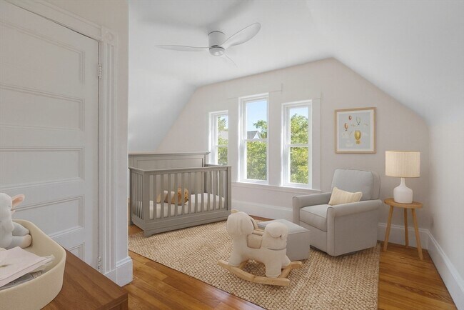 Building Photo - 105 Fayerweather St