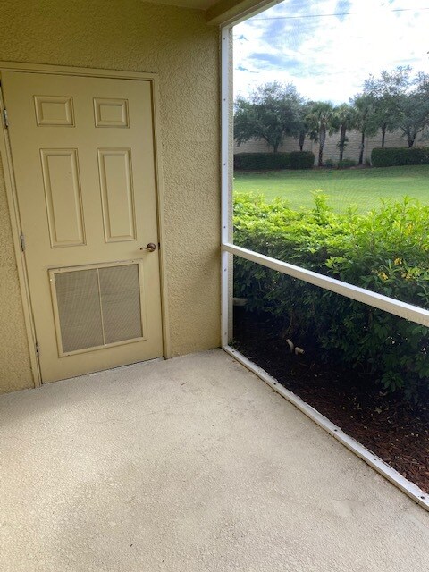 Building Photo - 9419 Ivy Brook Run