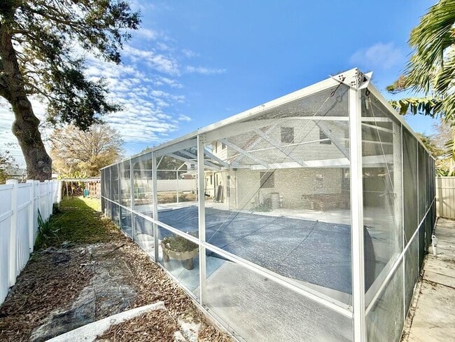 Building Photo - 12472 Monarch Cir