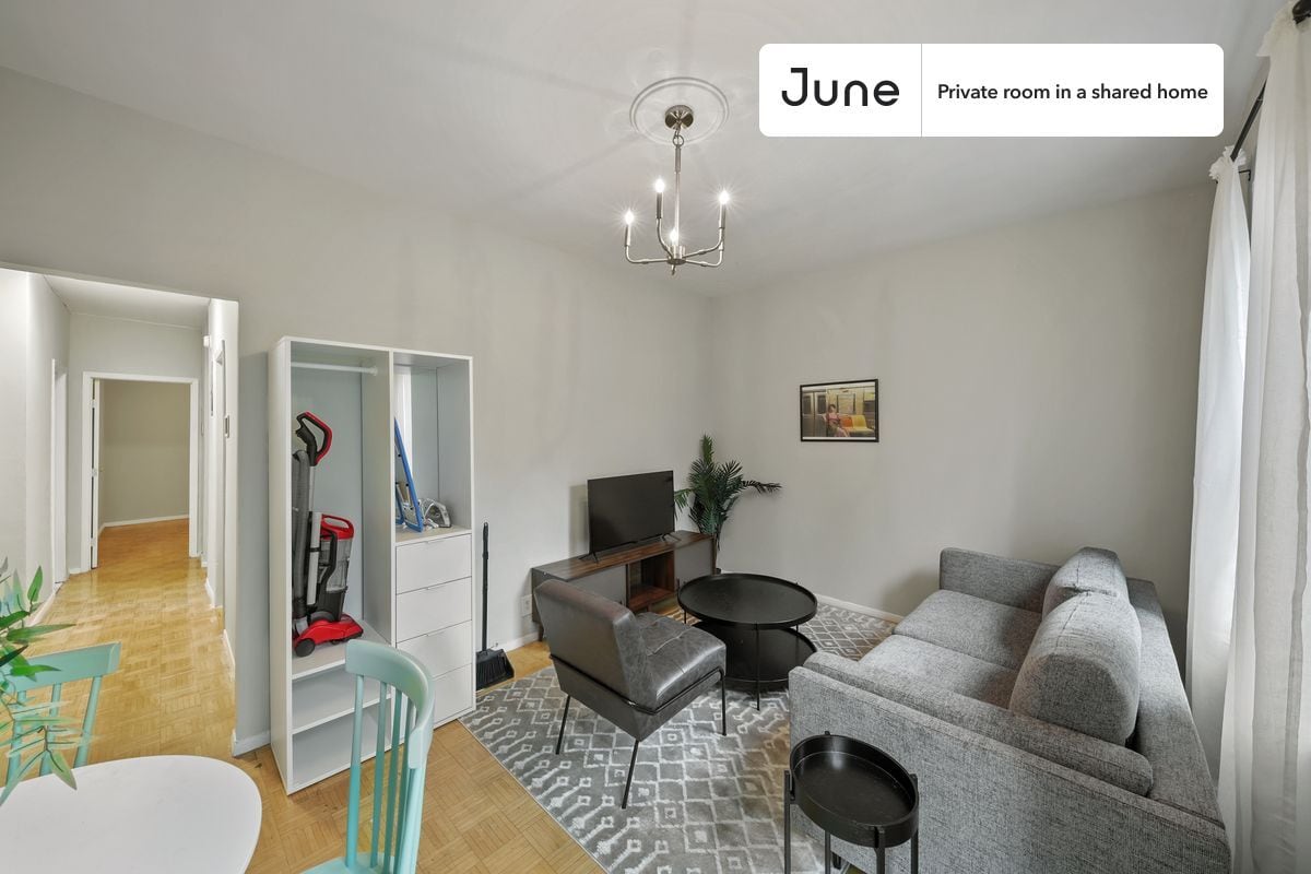 Building Photo - Room in Shared 3 bed/1 bath home in Hamilton Heights