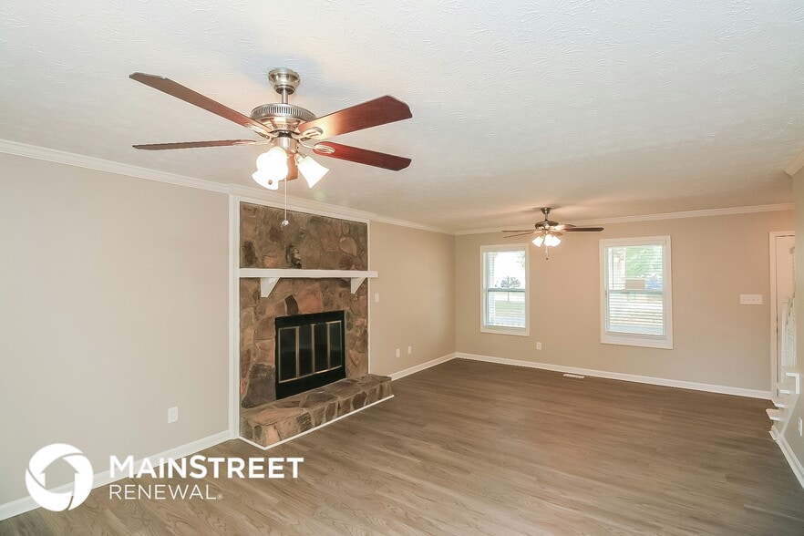 Building Photo - 115 Anna Ave