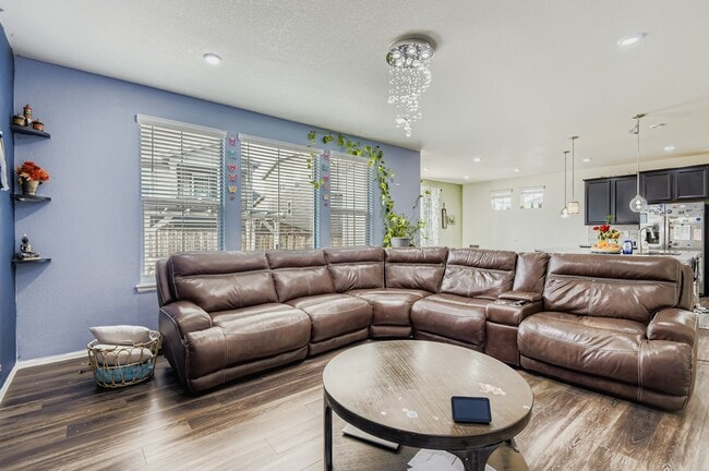 Building Photo - 3103 Jonquil St