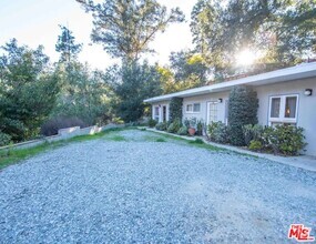 Building Photo - 1710 Topanga Skyline Dr