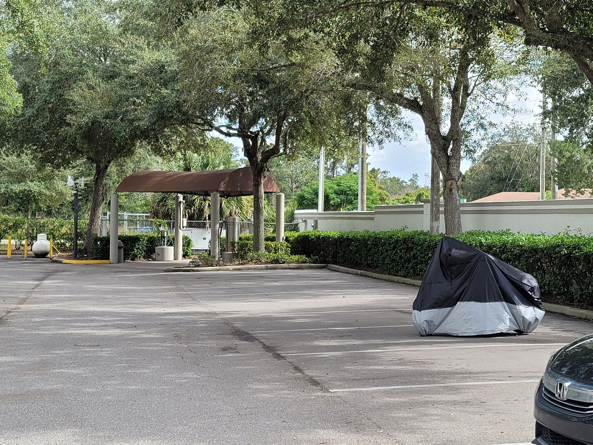 Free car wash & vacuum area - 2627 Maitland Crossing Way