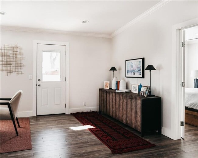 Building Photo - Windsor Park Gym