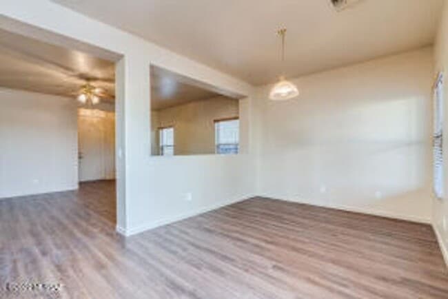 Building Photo - Bright, Spacious Living in Julian Ranch