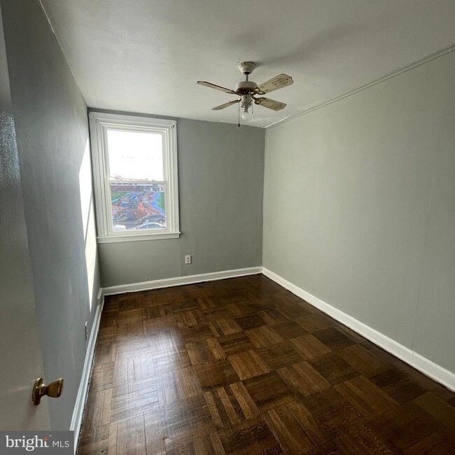 Building Photo - 1430 Greeby St