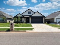 Building Photo - 3424 NW 159th Terrace