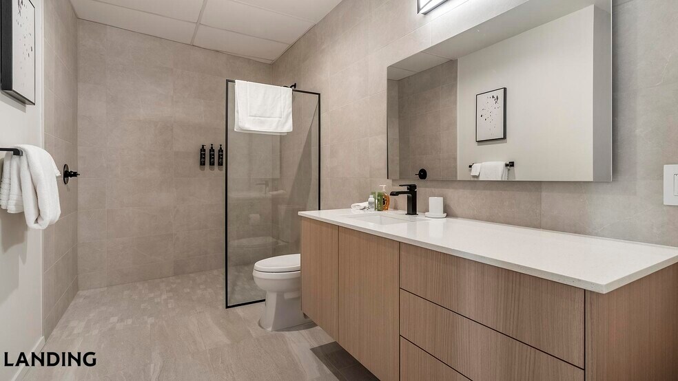 Building Photo - 143 E Commerce St