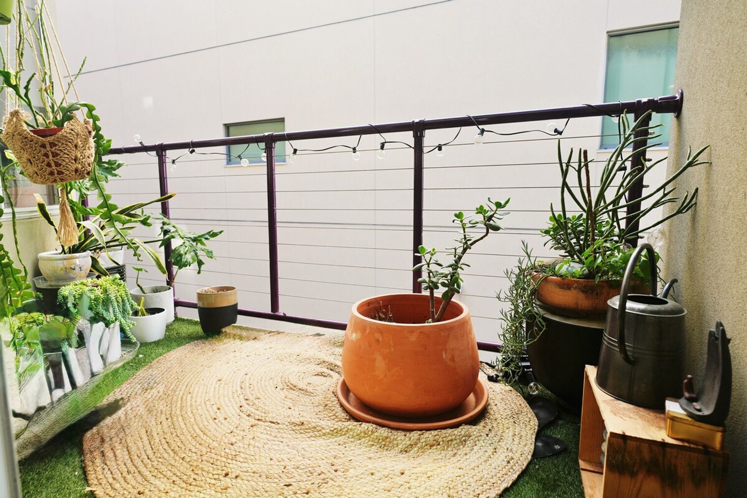 Building Photo - 670 5th St