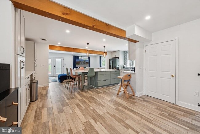 Building Photo - 7435 8th St NW