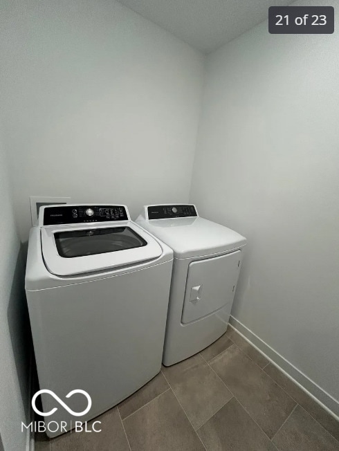 Building Photo - 729 Felix Dr