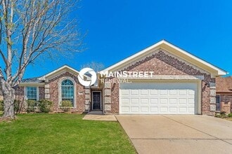 Building Photo - 3 Bedroom Pet-Friendly Home in ARLINGTON, TX with Main Street Renewal