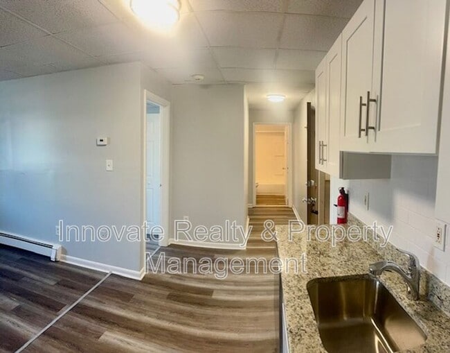 Building Photo - 29 Logan Ave