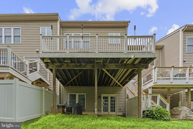 Building Photo - 21268 Park Grove Terrace