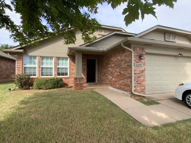 Primary Photo - 3 bedroom 2 bath - SW OKC