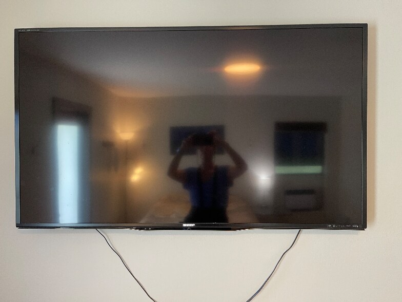 Building Photo - 2116 NE 8th Pl