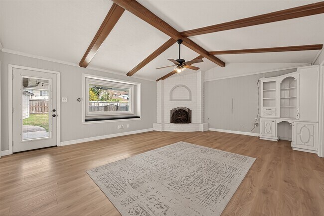 Building Photo - 13418 Paradise Valley Dr