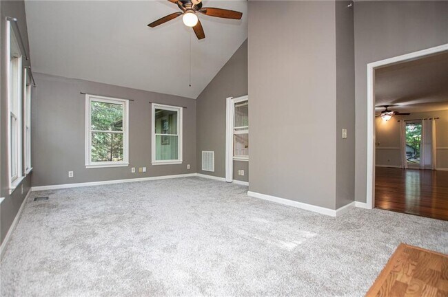 Building Photo - 1499 Stonington Ct