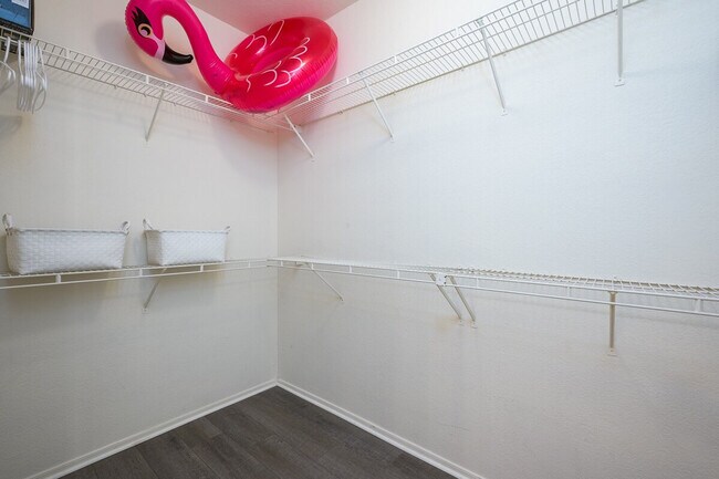 Building Photo - 5335 E Shea Blvd