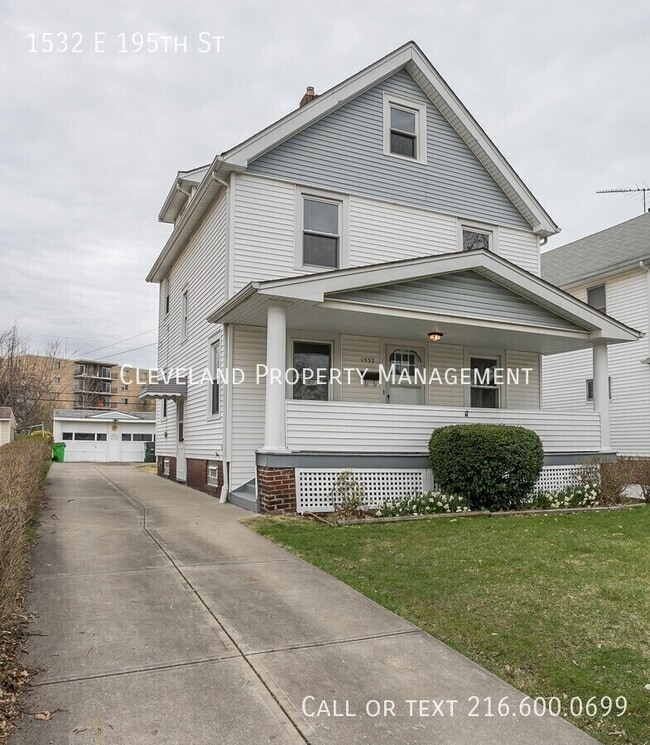 Building Photo - 1532 E 195th St