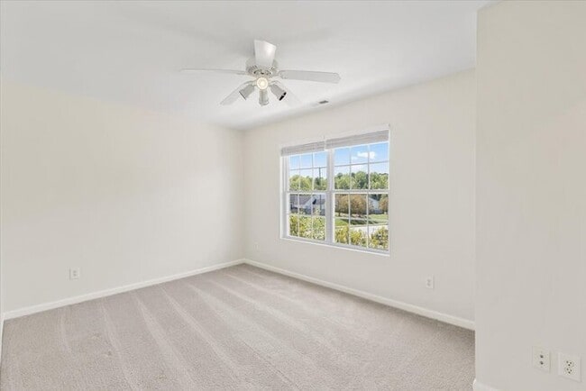 Building Photo - ***Coming Soon!!!***Spacious and Move-In R...