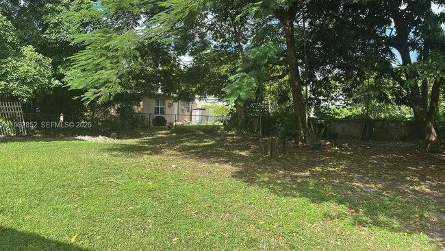 Building Photo - 1087 NW 51st St