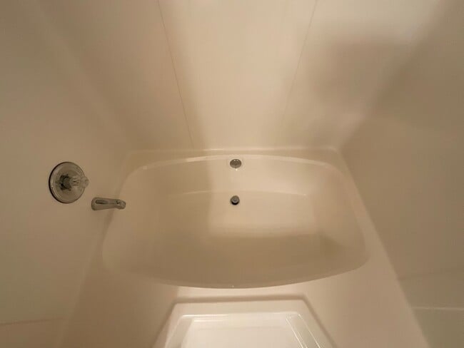 Building Photo - 2007 Caton Dr