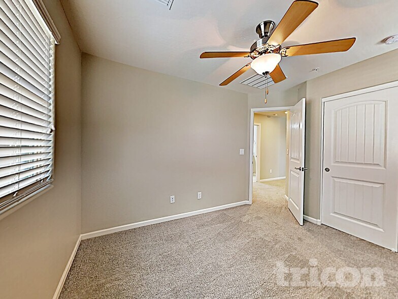 Building Photo - 12597 W Steed Ridge