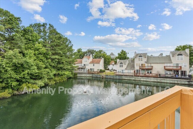 Building Photo - 953 Gas Light Ln
