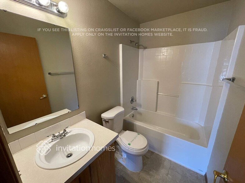 Building Photo - 13015 120th Ave E