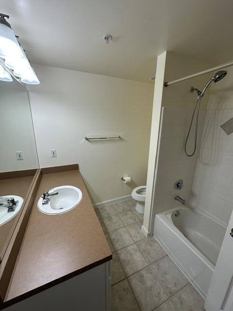 Building Photo - 2036 Alta Meadows Ln
