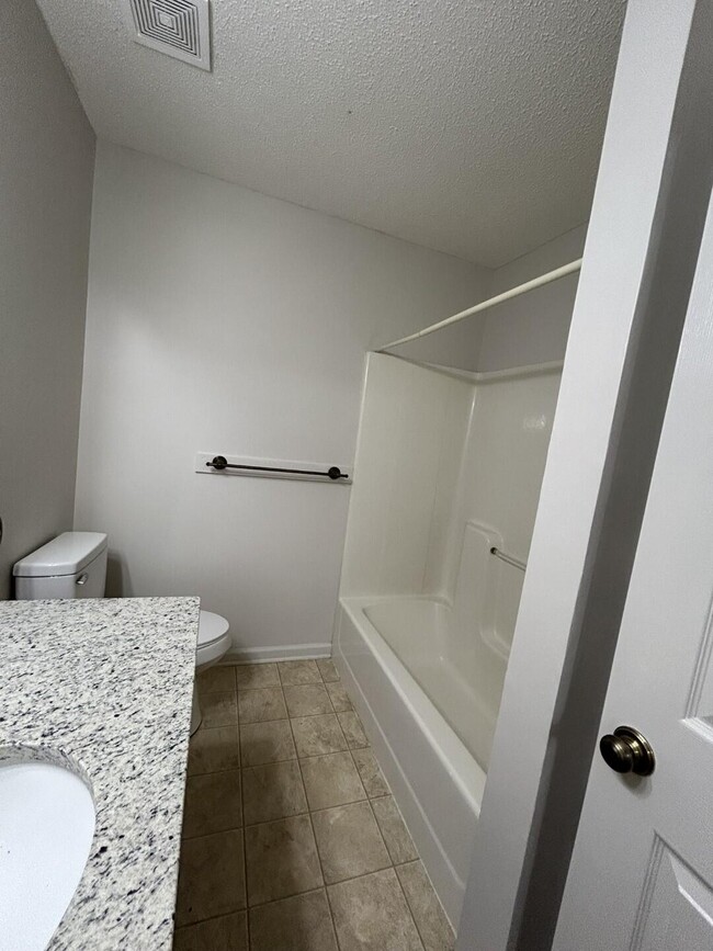 Building Photo - 1145 Peppercorn Ln