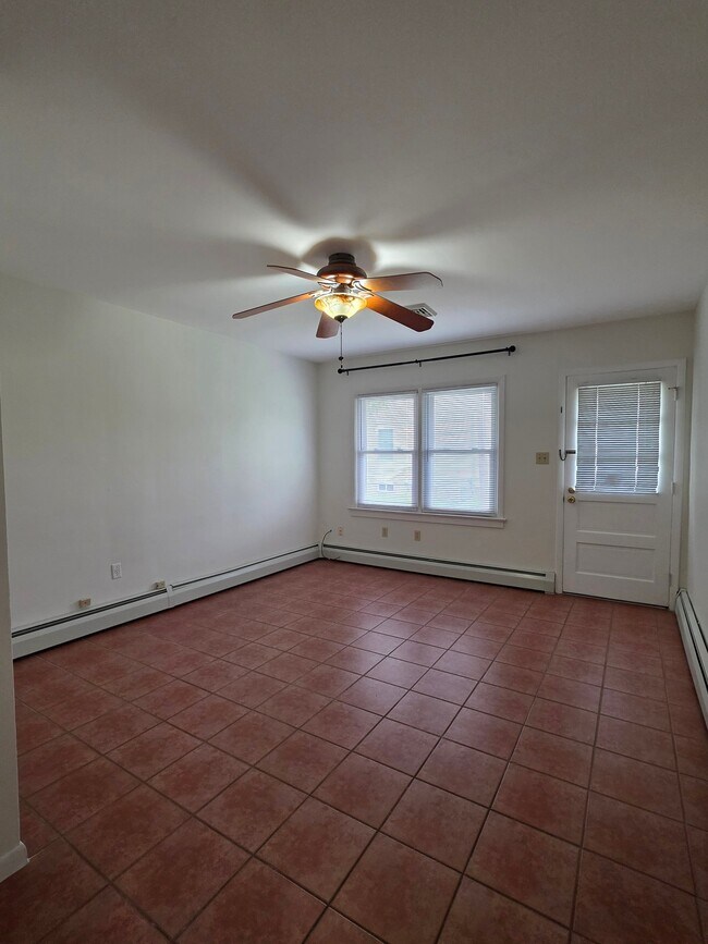 Building Photo - 151 Huston Ave