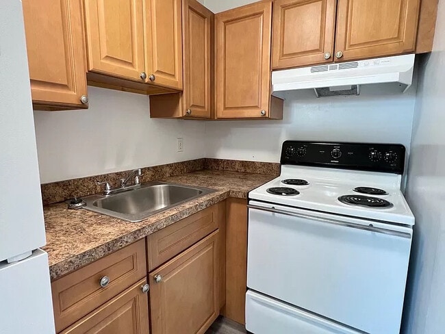 Building Photo - 333 Passaic St