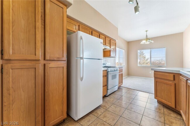 Building Photo - 2113 Echo Bay St