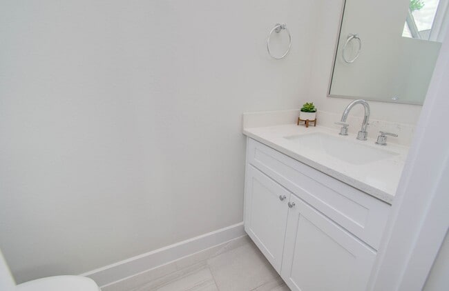 Building Photo - 774 Paul Quinn St