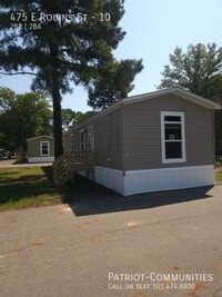 Building Photo - 475 E Robins St
