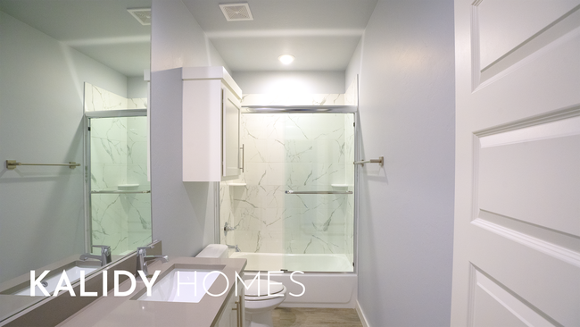 Building Photo - 307 Kirks Holw