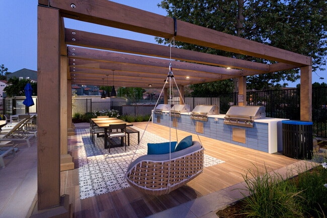 Building Photo - Charming 1-Bedroom Retreat in Calabasas – ...