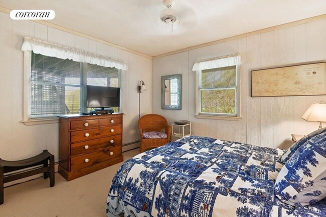 Building Photo - 68 Seaside Ave