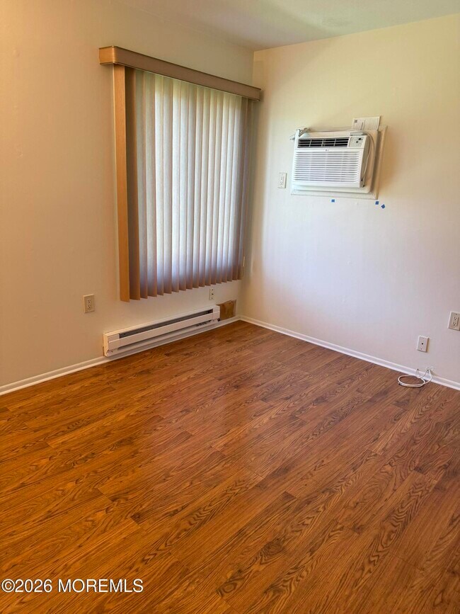 Building Photo - 14 Pine Cluster Cir