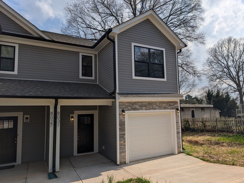 Building Photo - Room in Townhome on Pleasant Grove Rd