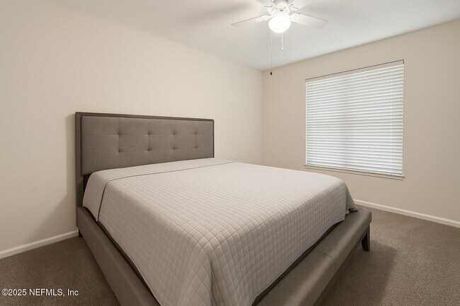 Building Photo - 10550 Baymeadows Rd