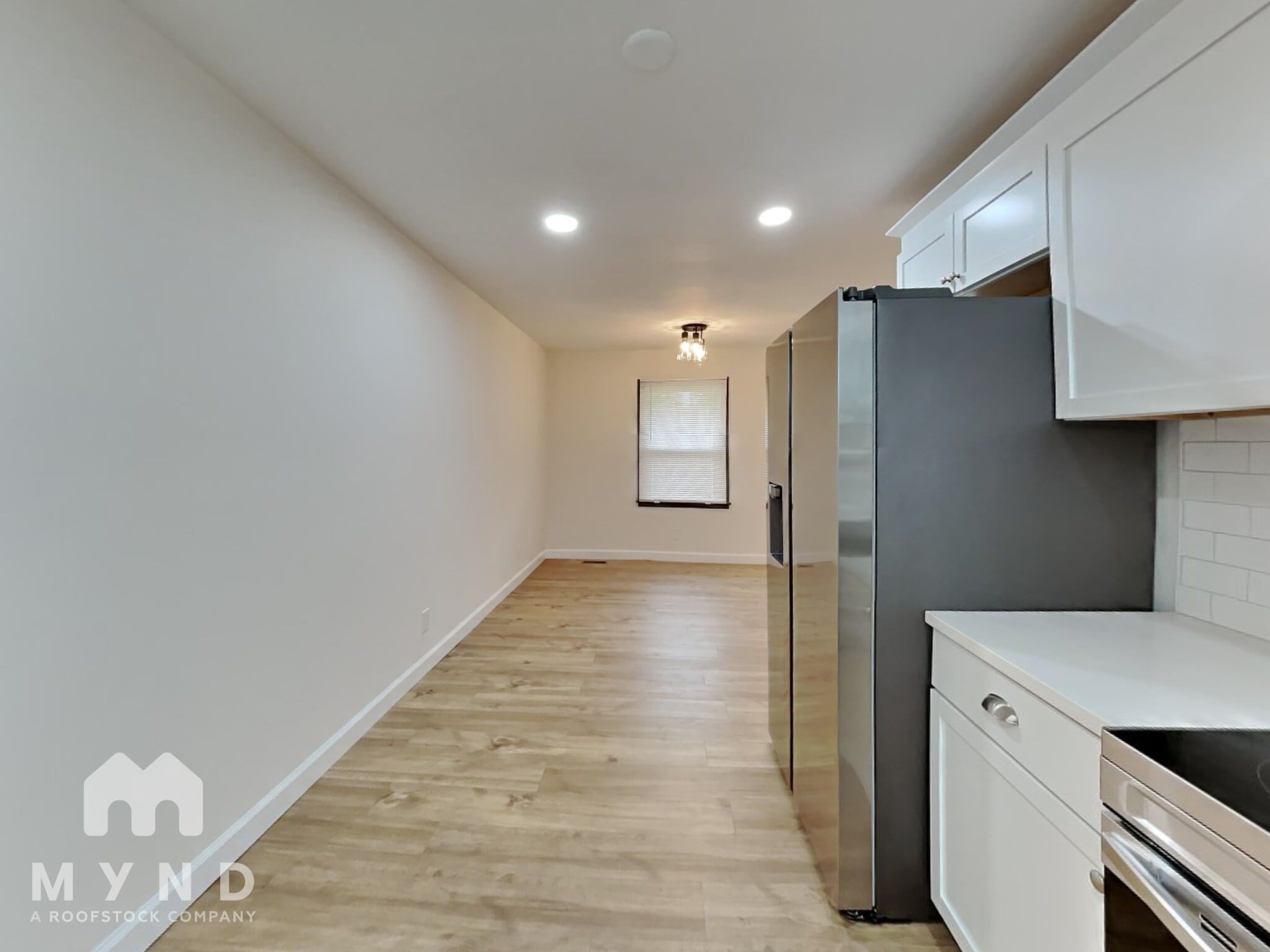 Building Photo - 352 Melpar Dr