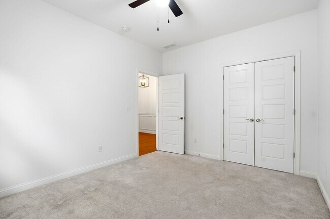Building Photo - 2035 Prestwick Pl