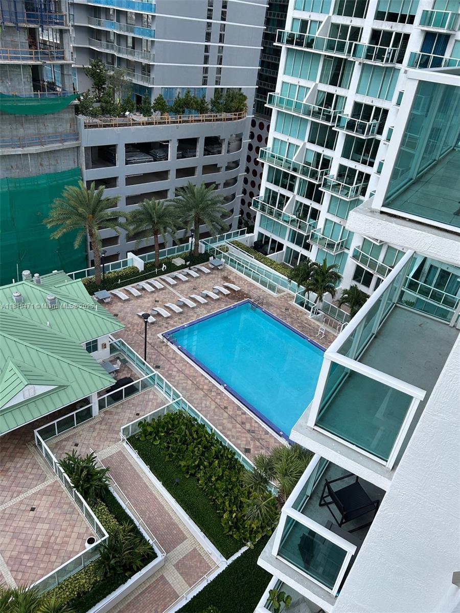 Building Photo - 31 SE 5th St