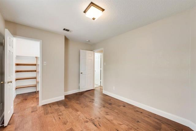 Building Photo - 3009 Larkspur Ct