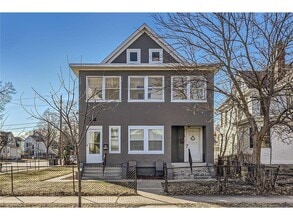 Building Photo - 3148 Pleasant Ave